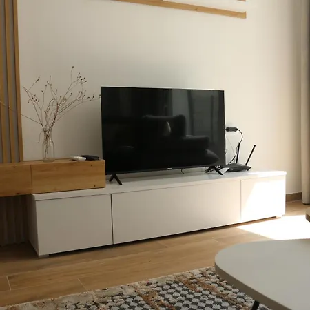 Vista View Oreo Apartment