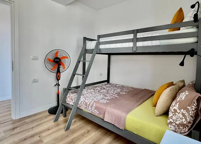 Vista View Oreo Apartament *